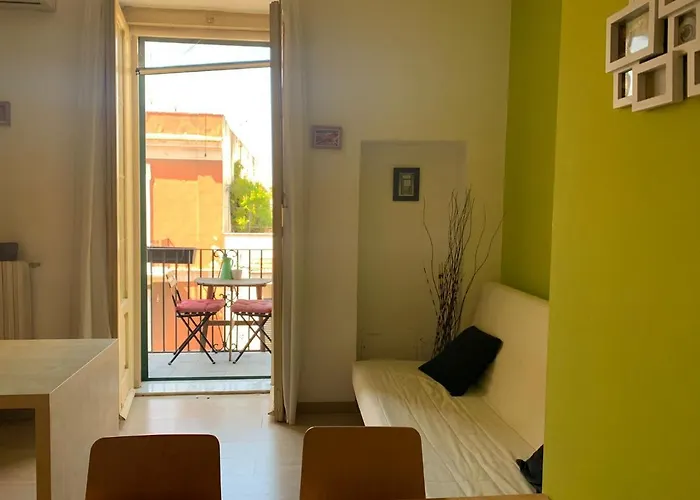 Palazzo Dei Tabacchi Bari